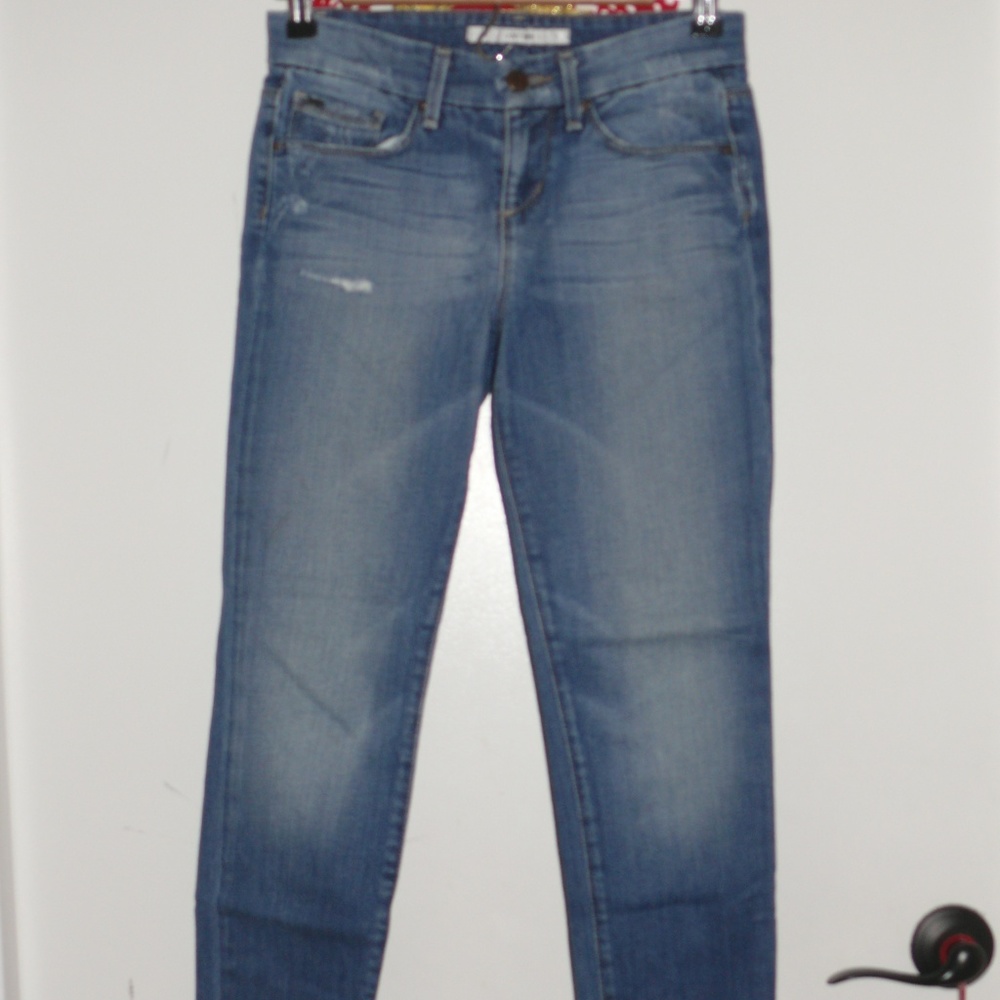 JOE'S JEANS MEDIUM WASH SKINNY DISTRESSED JEANS 24